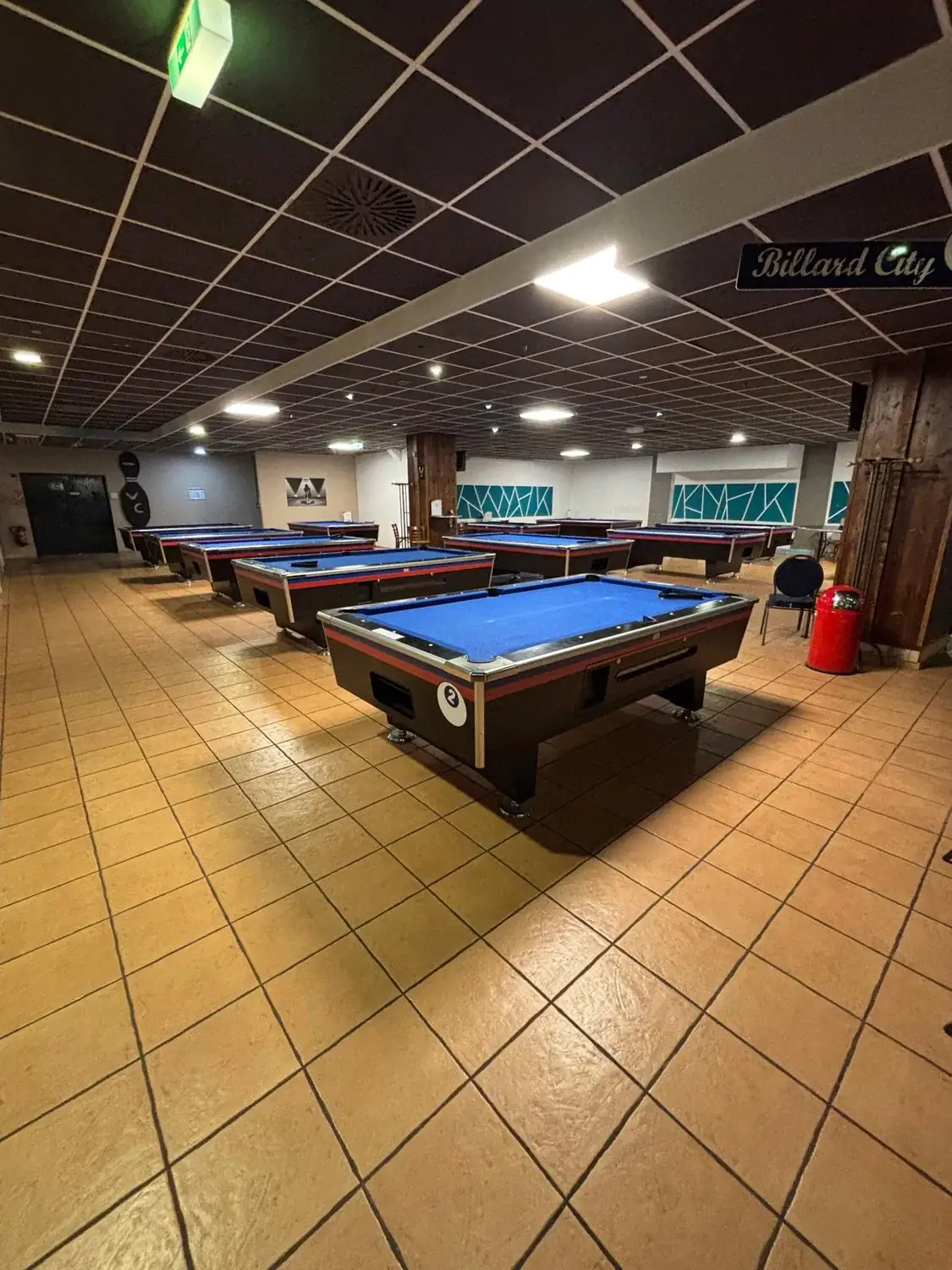 12 Billardtische bei Crazy & Fun Neumünster